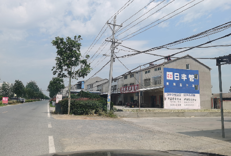 巴东如何能保证墙体广告的醒目性？